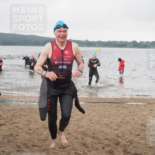 23.06.2024 - Viking Triathlon KatJ http://msf.ph/oto/6362586 23.06.2024 10:44:48 Schwimmen 121, 371, 378, 511, 532, 649 meine-sportfotos.de