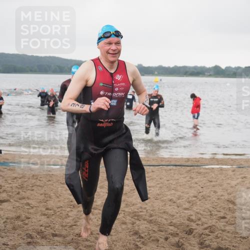 23.06.2024 - Viking Triathlon KatJ http://msf.ph/oto/6362587 23.06.2024 10:44:48 Schwimmen 121, 371, 378, 511, 532, 649 meine-sportfotos.de