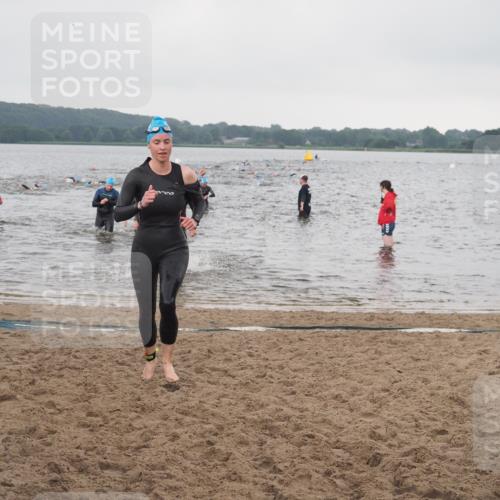 23.06.2024 - Viking Triathlon KatJ http://msf.ph/oto/6362641 23.06.2024 10:44:54 Schwimmen 121, 184, 195, 284, 371, 532, 649 meine-sportfotos.de