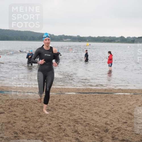 23.06.2024 - Viking Triathlon KatJ http://msf.ph/oto/6362644 23.06.2024 10:44:54 Schwimmen 121, 184, 195, 284, 371, 532, 649 meine-sportfotos.de
