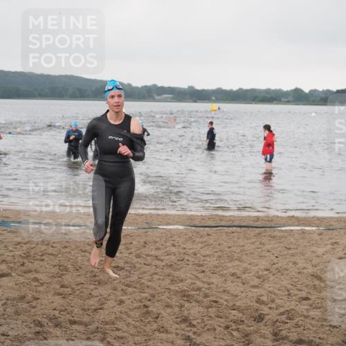 23.06.2024 - Viking Triathlon KatJ http://msf.ph/oto/6362646 23.06.2024 10:44:54 Schwimmen 121, 184, 195, 284, 371, 532, 649 meine-sportfotos.de