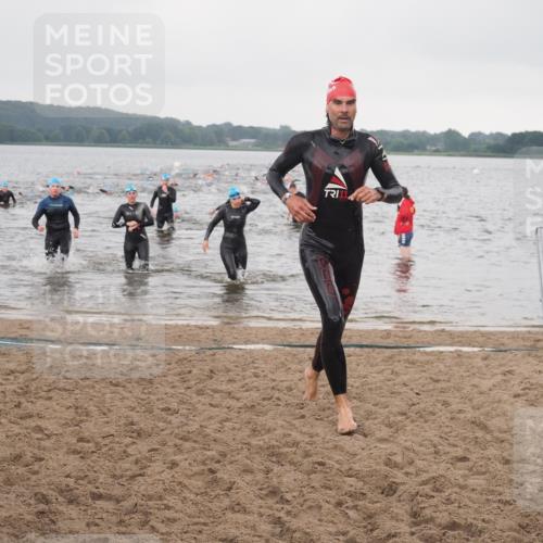 23.06.2024 - Viking Triathlon KatJ http://msf.ph/oto/6362673 23.06.2024 10:44:58 Schwimmen 184, 195, 284, 532, 649 meine-sportfotos.de