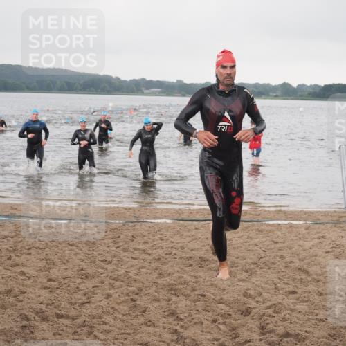 23.06.2024 - Viking Triathlon KatJ http://msf.ph/oto/6362675 23.06.2024 10:44:58 Schwimmen 184, 195, 284, 532, 649 meine-sportfotos.de