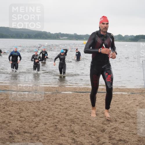 23.06.2024 - Viking Triathlon KatJ http://msf.ph/oto/6362677 23.06.2024 10:44:59 Schwimmen 184, 195, 284, 649 meine-sportfotos.de