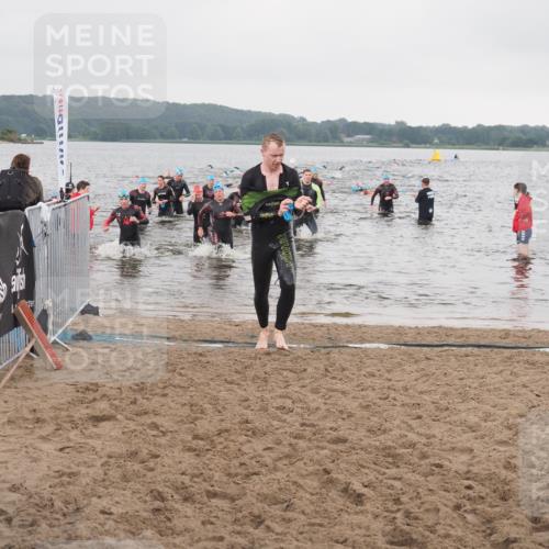 23.06.2024 - Viking Triathlon KatJ http://msf.ph/oto/6362733 23.06.2024 10:45:21 Schwimmen 375, 443, 480, 493, 652 meine-sportfotos.de