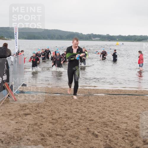 23.06.2024 - Viking Triathlon KatJ http://msf.ph/oto/6362734 23.06.2024 10:45:21 Schwimmen 375, 443, 480, 493, 652 meine-sportfotos.de