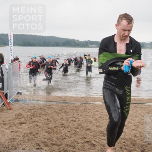 23.06.2024 - Viking Triathlon KatJ http://msf.ph/oto/6362745 23.06.2024 10:45:23 Schwimmen 267, 375, 380, 443, 480, 493, 495, 652 meine-sportfotos.de