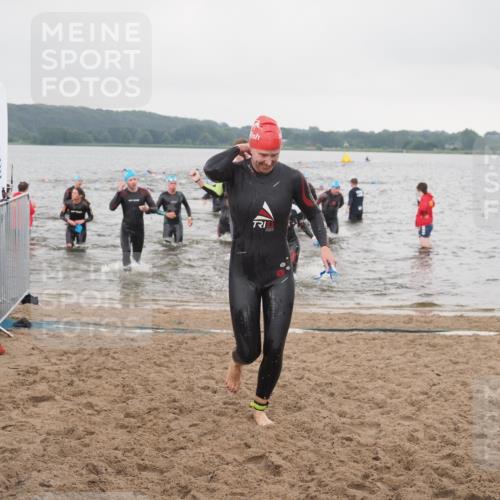 23.06.2024 - Viking Triathlon KatJ http://msf.ph/oto/6362773 23.06.2024 10:45:29 Schwimmen 54, 267, 343, 375, 380, 403, 443, 493, 495, 652 meine-sportfotos.de