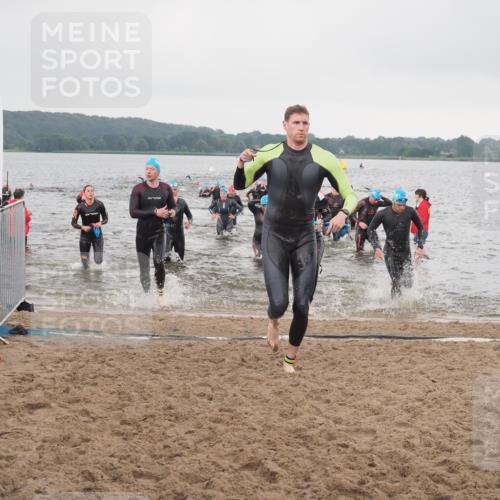 23.06.2024 - Viking Triathlon KatJ http://msf.ph/oto/6362780 23.06.2024 10:45:31 Schwimmen 54, 267, 274, 343, 375, 380, 403, 495, 506, 652 meine-sportfotos.de