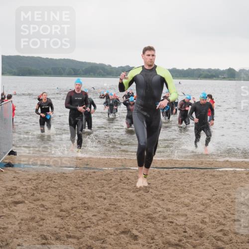 23.06.2024 - Viking Triathlon KatJ http://msf.ph/oto/6362781 23.06.2024 10:45:31 Schwimmen 54, 267, 274, 343, 375, 380, 403, 495, 506, 652 meine-sportfotos.de