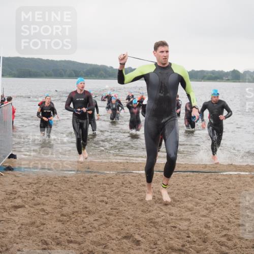 23.06.2024 - Viking Triathlon KatJ http://msf.ph/oto/6362784 23.06.2024 10:45:31 Schwimmen 54, 267, 274, 343, 375, 380, 403, 495, 506, 652 meine-sportfotos.de