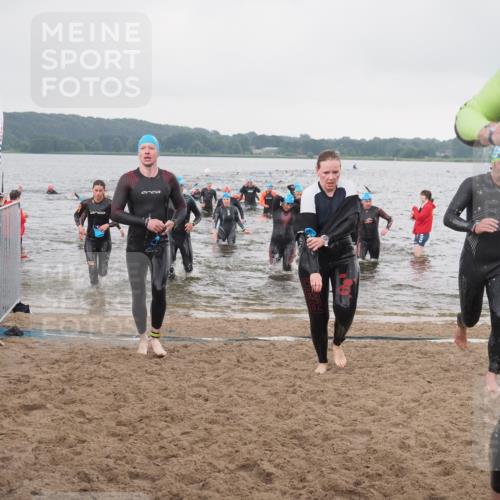 23.06.2024 - Viking Triathlon KatJ http://msf.ph/oto/6362788 23.06.2024 10:45:33 Schwimmen 54, 63, 220, 267, 274, 343, 375, 380, 403, 495, 506 meine-sportfotos.de