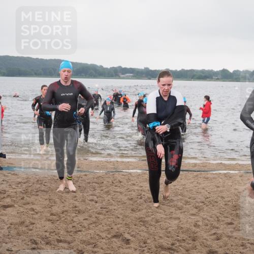 23.06.2024 - Viking Triathlon KatJ http://msf.ph/oto/6362793 23.06.2024 10:45:34 Schwimmen 54, 63, 220, 267, 274, 343, 375, 380, 403, 430, 495, 506 meine-sportfotos.de