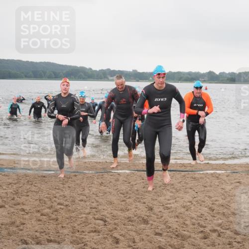 23.06.2024 - Viking Triathlon KatJ http://msf.ph/oto/6362903 23.06.2024 10:46:06 Schwimmen 18, 44, 162, 294, 341, 359, 475, 514, 602 meine-sportfotos.de