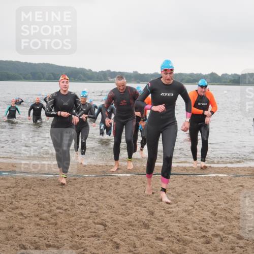 23.06.2024 - Viking Triathlon KatJ http://msf.ph/oto/6362904 23.06.2024 10:46:07 Schwimmen 18, 44, 162, 249, 294, 341, 359, 475, 514, 602 meine-sportfotos.de
