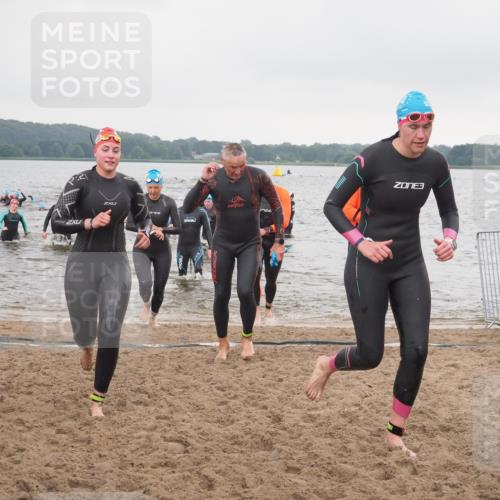 23.06.2024 - Viking Triathlon KatJ http://msf.ph/oto/6362907 23.06.2024 10:46:07 Schwimmen 18, 44, 162, 249, 294, 341, 359, 475, 514, 602 meine-sportfotos.de