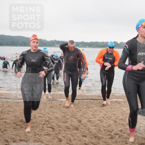 23.06.2024 - Viking Triathlon KatJ http://msf.ph/oto/6362910 23.06.2024 10:46:08 Schwimmen 18, 44, 162, 249, 294, 341, 359, 475, 514, 602, 645 meine-sportfotos.de