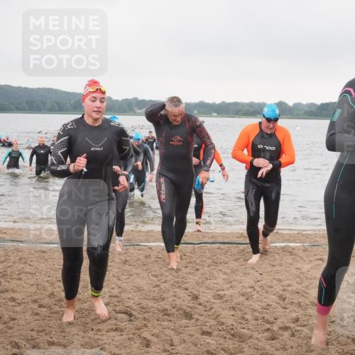 23.06.2024 - Viking Triathlon KatJ http://msf.ph/oto/6362911 23.06.2024 10:46:08 Schwimmen 18, 44, 162, 249, 294, 341, 359, 475, 514, 602, 645 meine-sportfotos.de