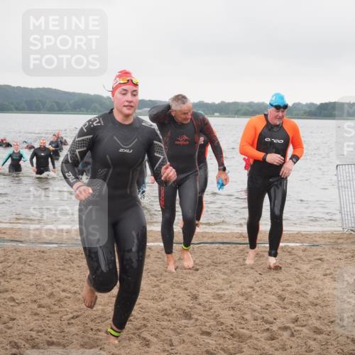 23.06.2024 - Viking Triathlon KatJ http://msf.ph/oto/6362913 23.06.2024 10:46:08 Schwimmen 18, 44, 162, 249, 294, 341, 359, 475, 514, 602, 645 meine-sportfotos.de