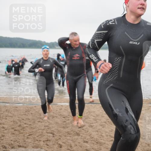 23.06.2024 - Viking Triathlon KatJ http://msf.ph/oto/6362915 23.06.2024 10:46:09 Schwimmen 18, 44, 162, 249, 294, 341, 359, 475, 514, 602, 645, 646 meine-sportfotos.de