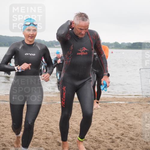 23.06.2024 - Viking Triathlon KatJ http://msf.ph/oto/6362923 23.06.2024 10:46:10 Schwimmen 18, 44, 162, 249, 294, 341, 359, 475, 514, 602, 645, 646 meine-sportfotos.de