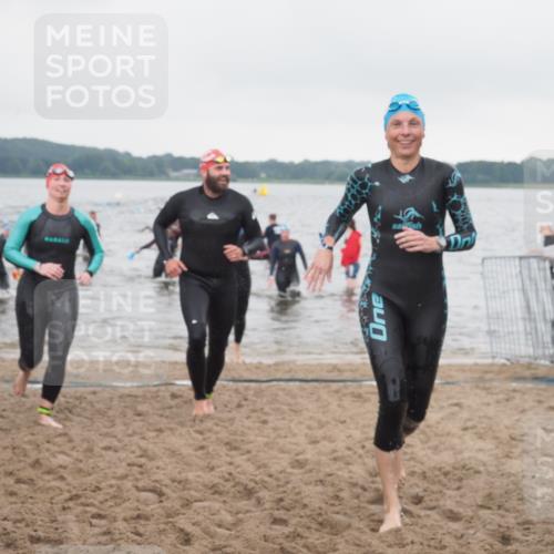 23.06.2024 - Viking Triathlon KatJ http://msf.ph/oto/6362949 23.06.2024 10:46:20 Schwimmen 46, 208, 249, 428, 514, 606, 645, 646 meine-sportfotos.de