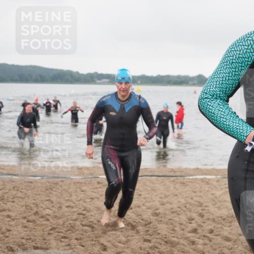 23.06.2024 - Viking Triathlon KatJ http://msf.ph/oto/6362962 23.06.2024 10:46:22 Schwimmen 46, 181, 208, 249, 428, 606, 645, 646 meine-sportfotos.de