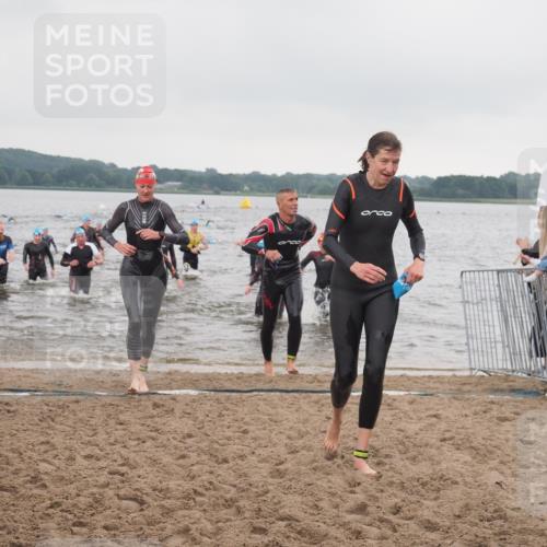 23.06.2024 - Viking Triathlon KatJ http://msf.ph/oto/6362993 23.06.2024 10:46:34 Schwimmen 46, 130, 181, 199, 264, 365, 398, 442, 631, 636 meine-sportfotos.de