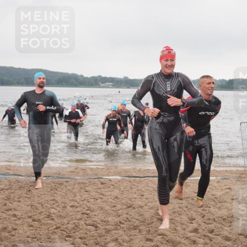 23.06.2024 - Viking Triathlon KatJ http://msf.ph/oto/6363003 23.06.2024 10:46:37 Schwimmen 130, 141, 181, 199, 264, 365, 398, 439, 442, 467, 631, 636 meine-sportfotos.de