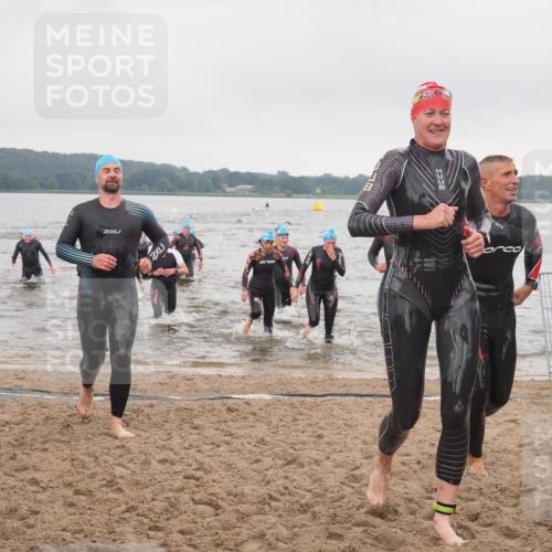 23.06.2024 - Viking Triathlon KatJ http://msf.ph/oto/6363006 23.06.2024 10:46:37 Schwimmen 130, 141, 181, 199, 264, 365, 398, 439, 442, 467, 631, 636 meine-sportfotos.de
