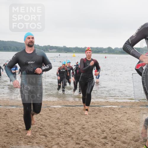 23.06.2024 - Viking Triathlon KatJ http://msf.ph/oto/6363009 23.06.2024 10:46:38 Schwimmen 130, 141, 199, 264, 365, 398, 439, 442, 467, 631, 636 meine-sportfotos.de
