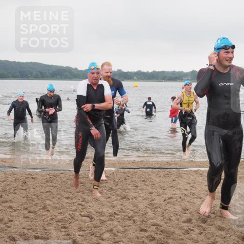 23.06.2024 - Viking Triathlon KatJ http://msf.ph/oto/6363032 23.06.2024 10:46:45 Schwimmen 74, 130, 141, 169, 264, 365, 439, 442, 448, 459, 467 meine-sportfotos.de