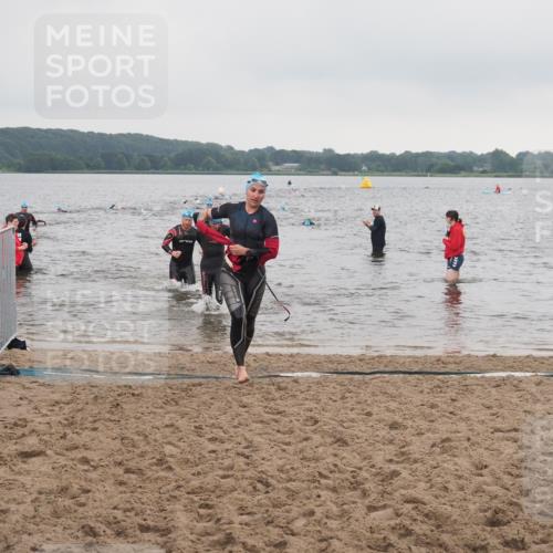 23.06.2024 - Viking Triathlon KatJ http://msf.ph/oto/6363069 23.06.2024 10:47:01 Schwimmen 80, 281, 325 meine-sportfotos.de