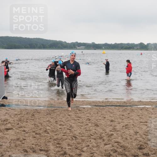 23.06.2024 - Viking Triathlon KatJ http://msf.ph/oto/6363070 23.06.2024 10:47:01 Schwimmen 80, 281, 325 meine-sportfotos.de