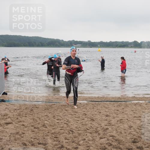 23.06.2024 - Viking Triathlon KatJ http://msf.ph/oto/6363072 23.06.2024 10:47:02 Schwimmen 80, 281, 325 meine-sportfotos.de