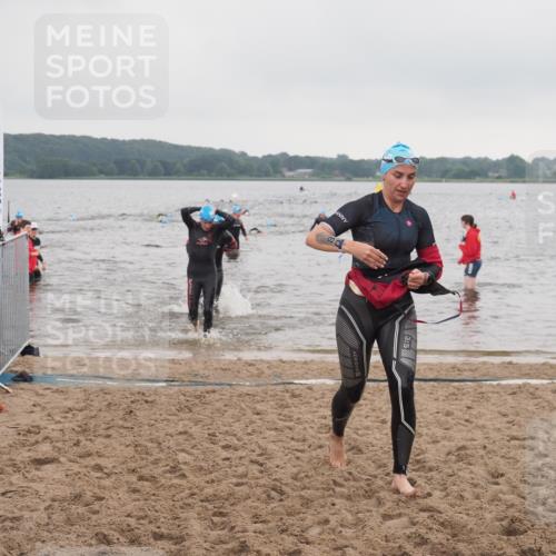 23.06.2024 - Viking Triathlon KatJ http://msf.ph/oto/6363080 23.06.2024 10:47:03 Schwimmen 80, 281, 325 meine-sportfotos.de