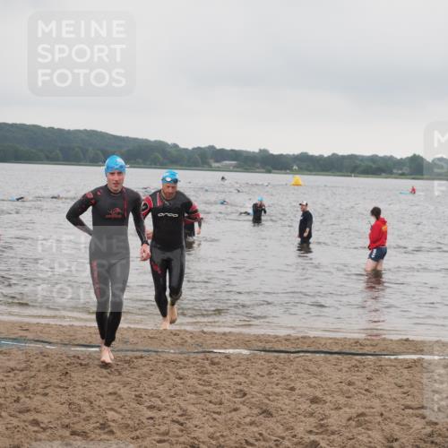 23.06.2024 - Viking Triathlon KatJ http://msf.ph/oto/6363084 23.06.2024 10:47:06 Schwimmen 80, 281, 325 meine-sportfotos.de