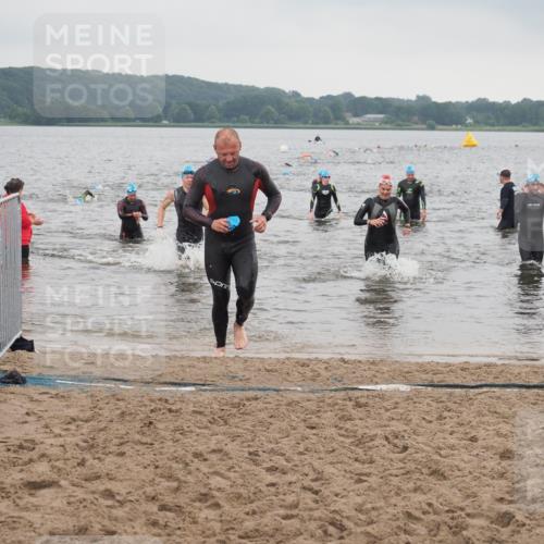 23.06.2024 - Viking Triathlon KatJ http://msf.ph/oto/6363107 23.06.2024 10:47:23 Schwimmen 217, 436, 473, 505, 615 meine-sportfotos.de