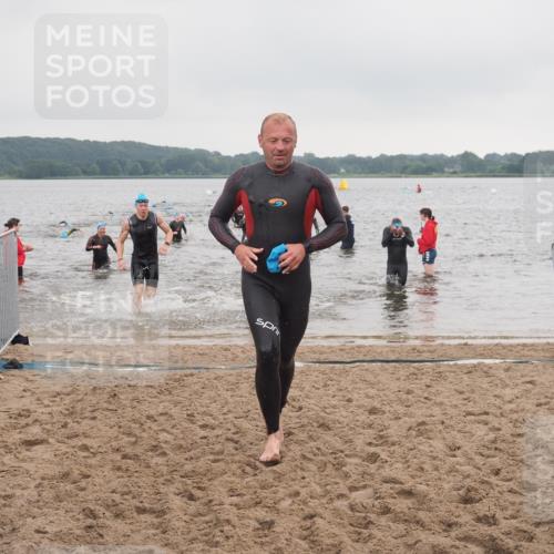 23.06.2024 - Viking Triathlon KatJ http://msf.ph/oto/6363124 23.06.2024 10:47:26 Schwimmen 217, 436, 473, 547, 615 meine-sportfotos.de