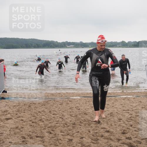 23.06.2024 - Viking Triathlon KatJ http://msf.ph/oto/6363151 23.06.2024 10:47:30 Schwimmen 436, 473, 547, 615 meine-sportfotos.de