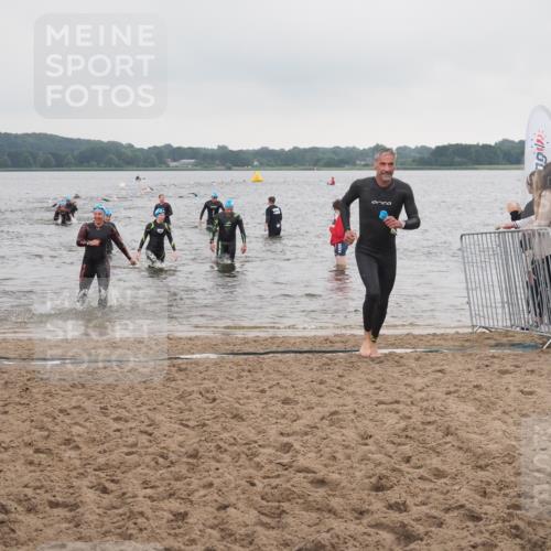 23.06.2024 - Viking Triathlon KatJ http://msf.ph/oto/6363157 23.06.2024 10:47:33 Schwimmen 132, 436, 473, 547, 615 meine-sportfotos.de