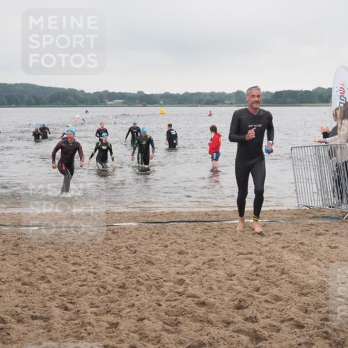 23.06.2024 - Viking Triathlon KatJ http://msf.ph/oto/6363164 23.06.2024 10:47:33 Schwimmen 132, 436, 473, 547, 615 meine-sportfotos.de