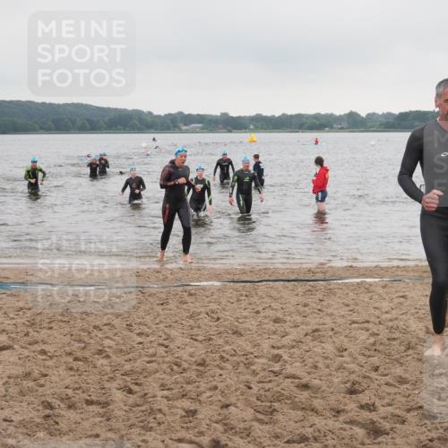 23.06.2024 - Viking Triathlon KatJ http://msf.ph/oto/6363168 23.06.2024 10:47:34 Schwimmen 19, 132, 423, 436, 547 meine-sportfotos.de