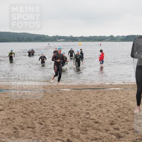 23.06.2024 - Viking Triathlon KatJ http://msf.ph/oto/6363170 23.06.2024 10:47:35 Schwimmen 19, 132, 423, 436, 547 meine-sportfotos.de