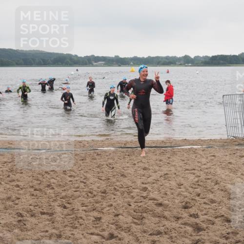 23.06.2024 - Viking Triathlon KatJ http://msf.ph/oto/6363178 23.06.2024 10:47:36 Schwimmen 19, 132, 423, 436, 547 meine-sportfotos.de