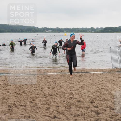 23.06.2024 - Viking Triathlon KatJ http://msf.ph/oto/6363180 23.06.2024 10:47:36 Schwimmen 19, 132, 423, 436, 547 meine-sportfotos.de