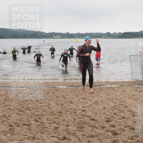 23.06.2024 - Viking Triathlon KatJ http://msf.ph/oto/6363182 23.06.2024 10:47:36 Schwimmen 19, 132, 423, 436, 547 meine-sportfotos.de