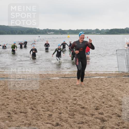 23.06.2024 - Viking Triathlon KatJ http://msf.ph/oto/6363186 23.06.2024 10:47:37 Schwimmen 19, 132, 423, 436, 547 meine-sportfotos.de