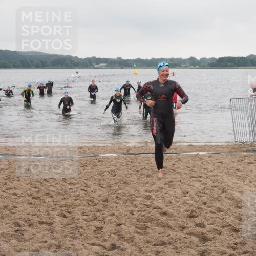 23.06.2024 - Viking Triathlon KatJ http://msf.ph/oto/6363188 23.06.2024 10:47:37 Schwimmen 19, 132, 423, 436, 547 meine-sportfotos.de