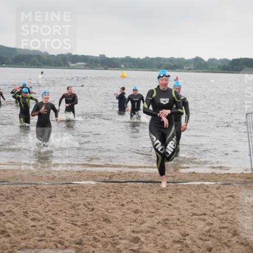 23.06.2024 - Viking Triathlon KatJ http://msf.ph/oto/6363198 23.06.2024 10:47:41 Schwimmen 19, 57, 132, 357, 370, 423 meine-sportfotos.de